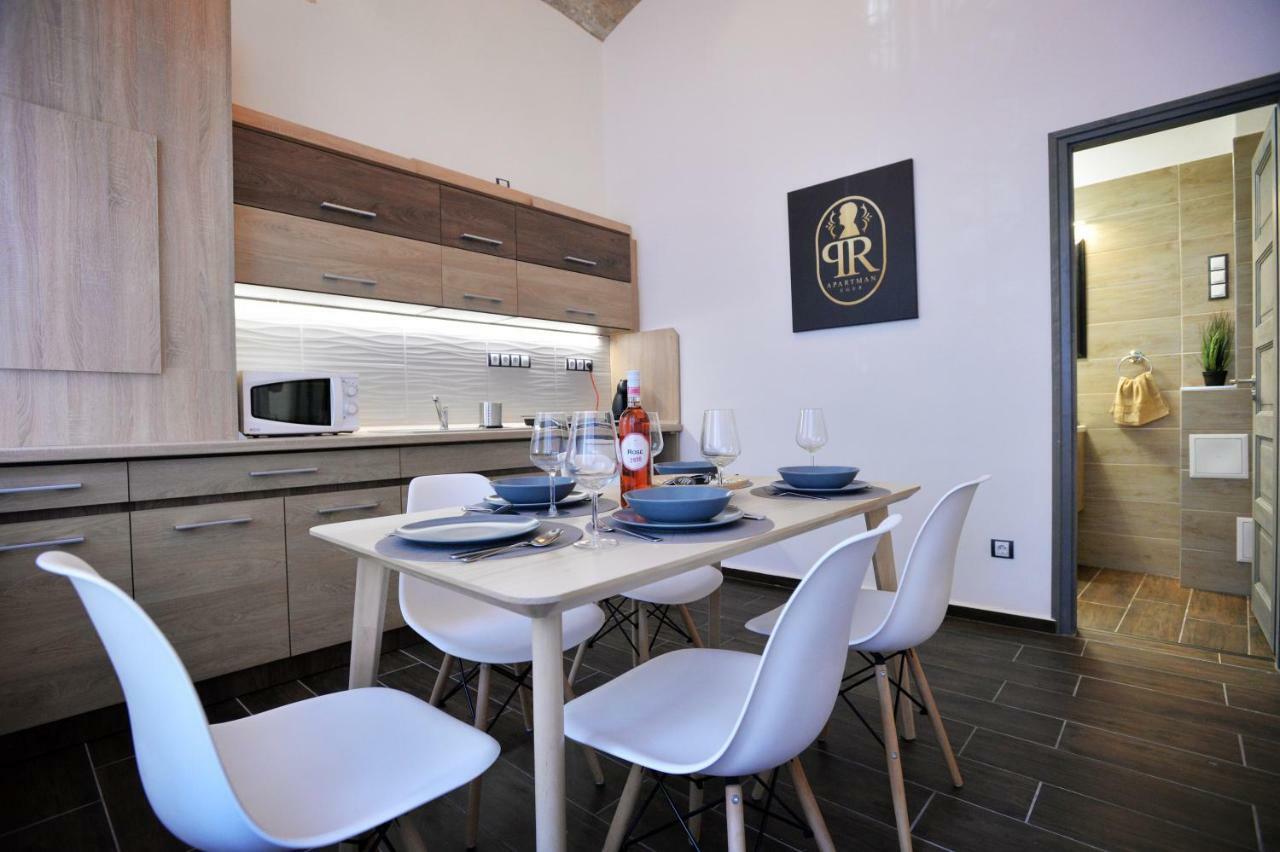 Pr Apartman เอ็กเกอร์ ภายนอก รูปภาพ