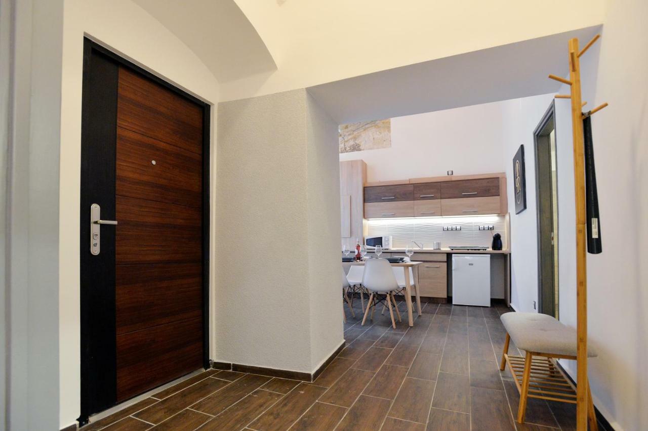 Pr Apartman เอ็กเกอร์ ภายนอก รูปภาพ