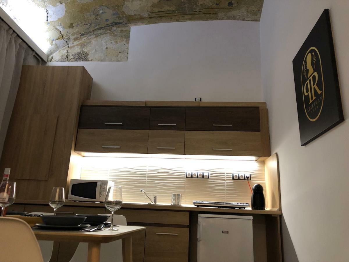 Pr Apartman เอ็กเกอร์ ภายนอก รูปภาพ